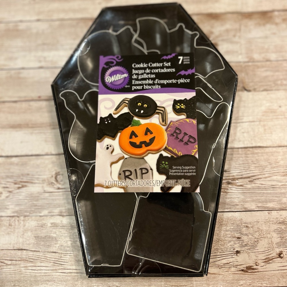 Halloween Wilton Cookie Cutter Set